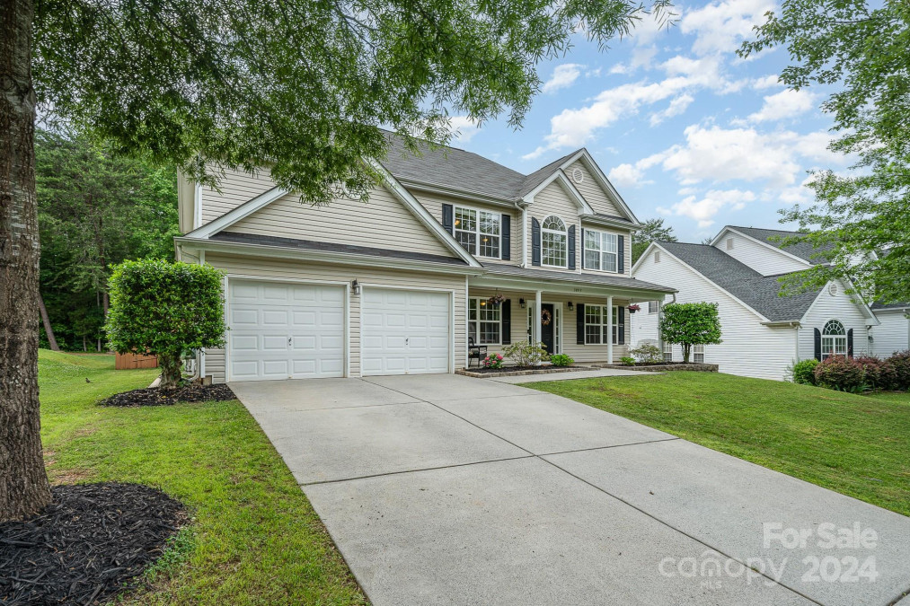 3893 Parkers Ferry Rd Fort Mill, SC 29715