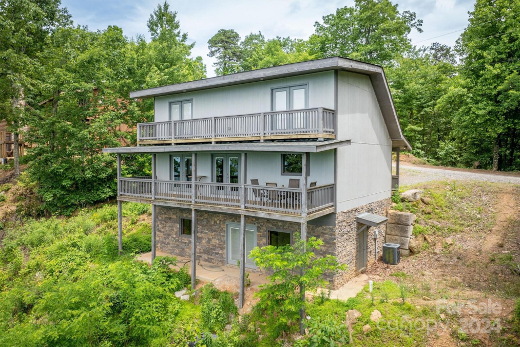 6888 Silver Creek Ln Morganton, NC 28655