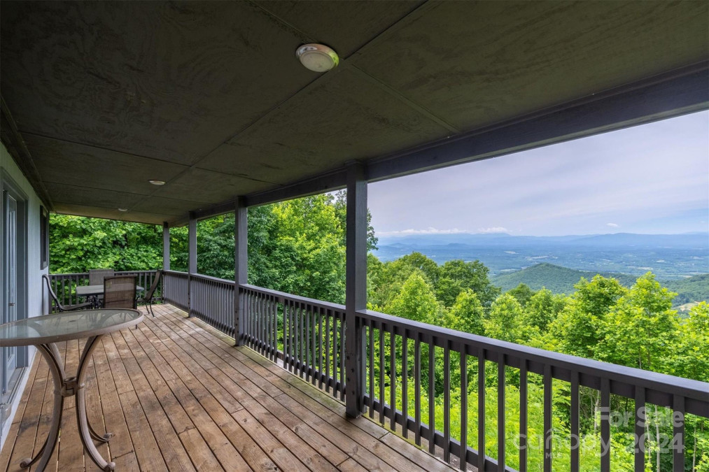 6888 Silver Creek Ln Morganton, NC 28655