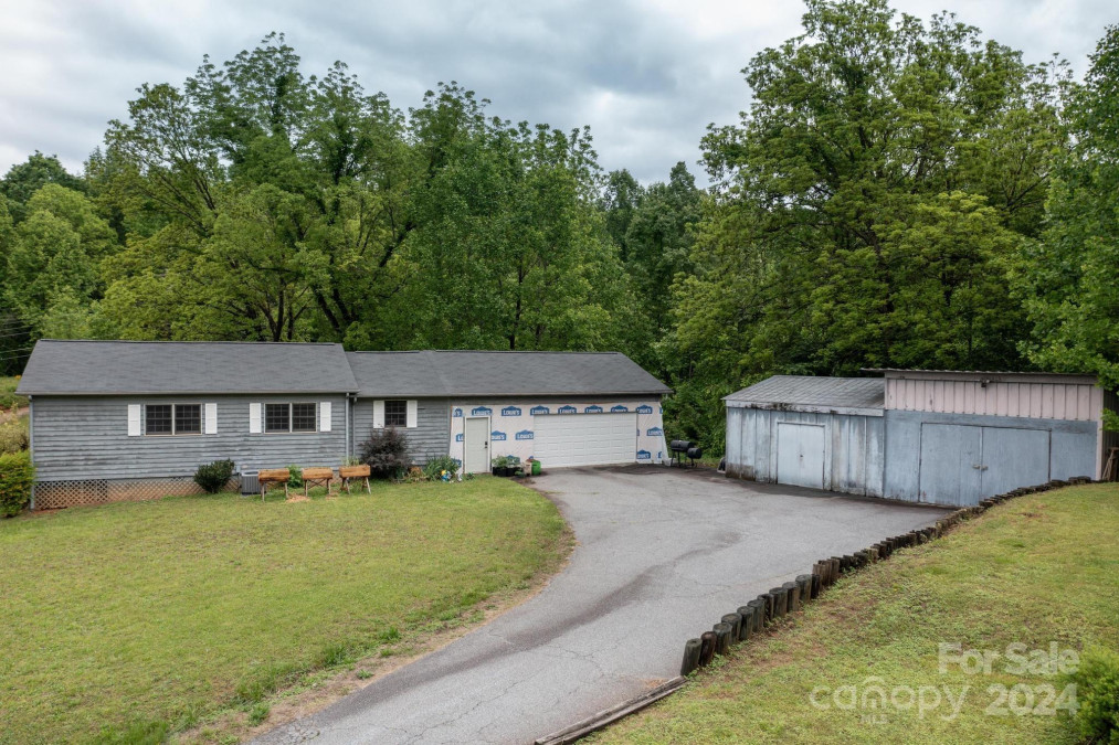 2029 Mulberry Creek Rd Lenoir, NC 28645