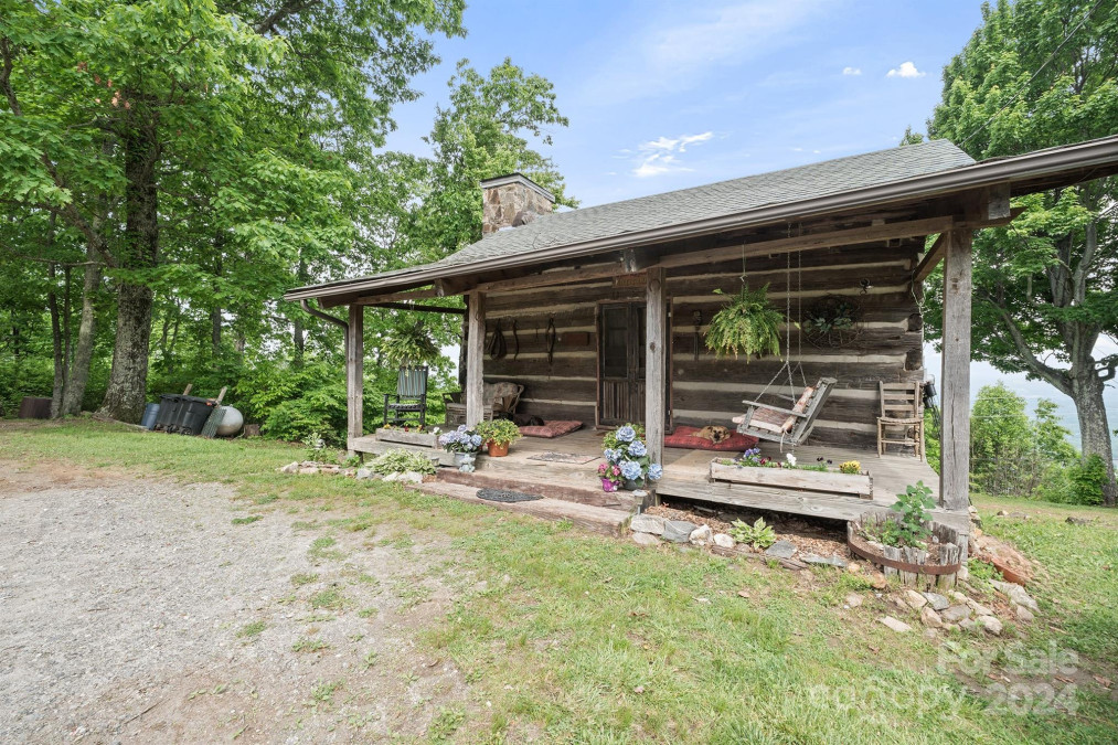 6306 Burkemont Rd Morganton, NC 28655