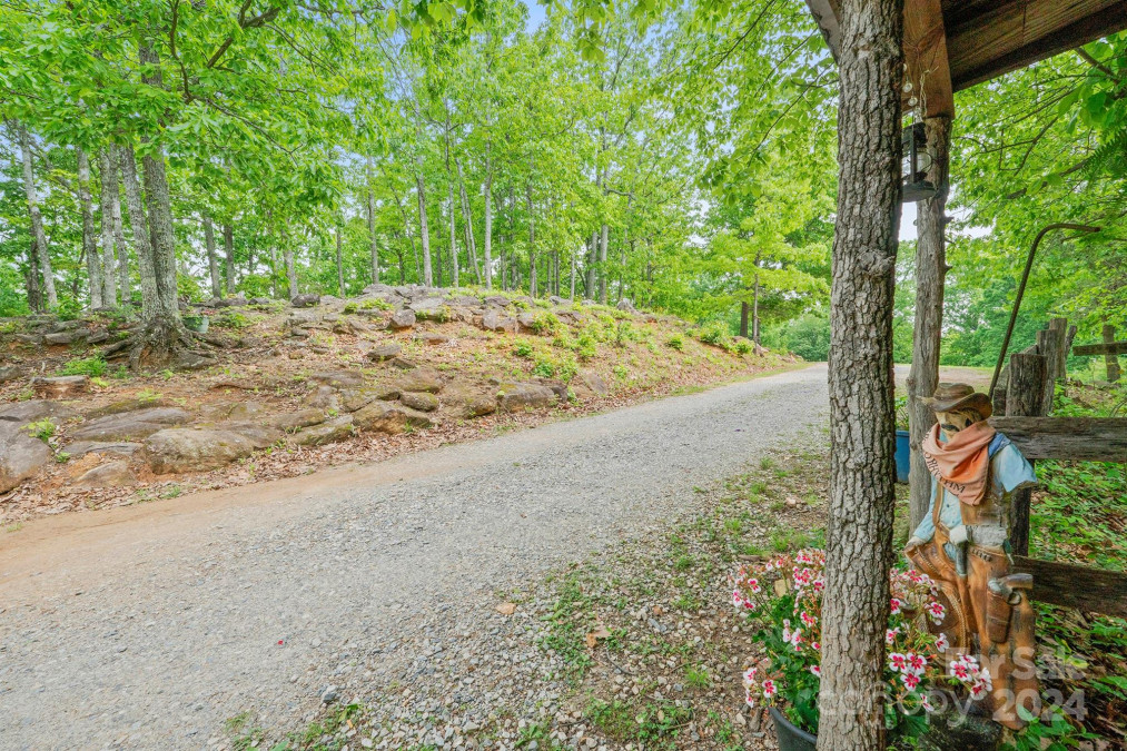 6306 Burkemont Rd Morganton, NC 28655