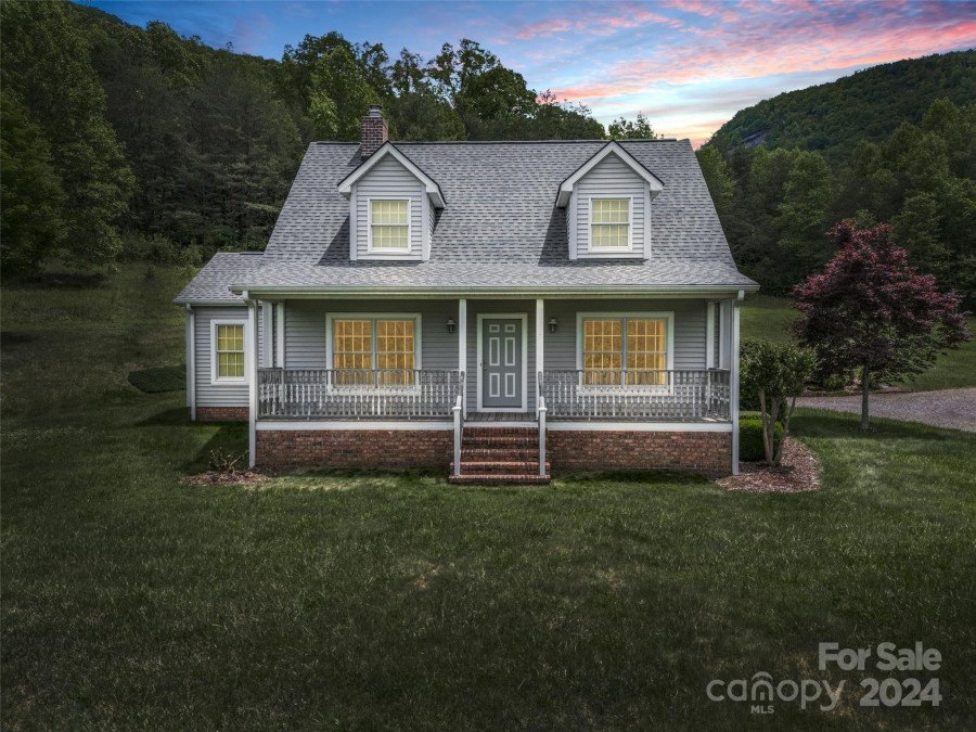 3275 Nc 9 None Black Mountain, NC 28711