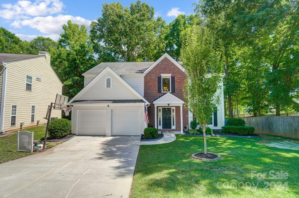 7704 Leisure Ln Huntersville, NC 28078