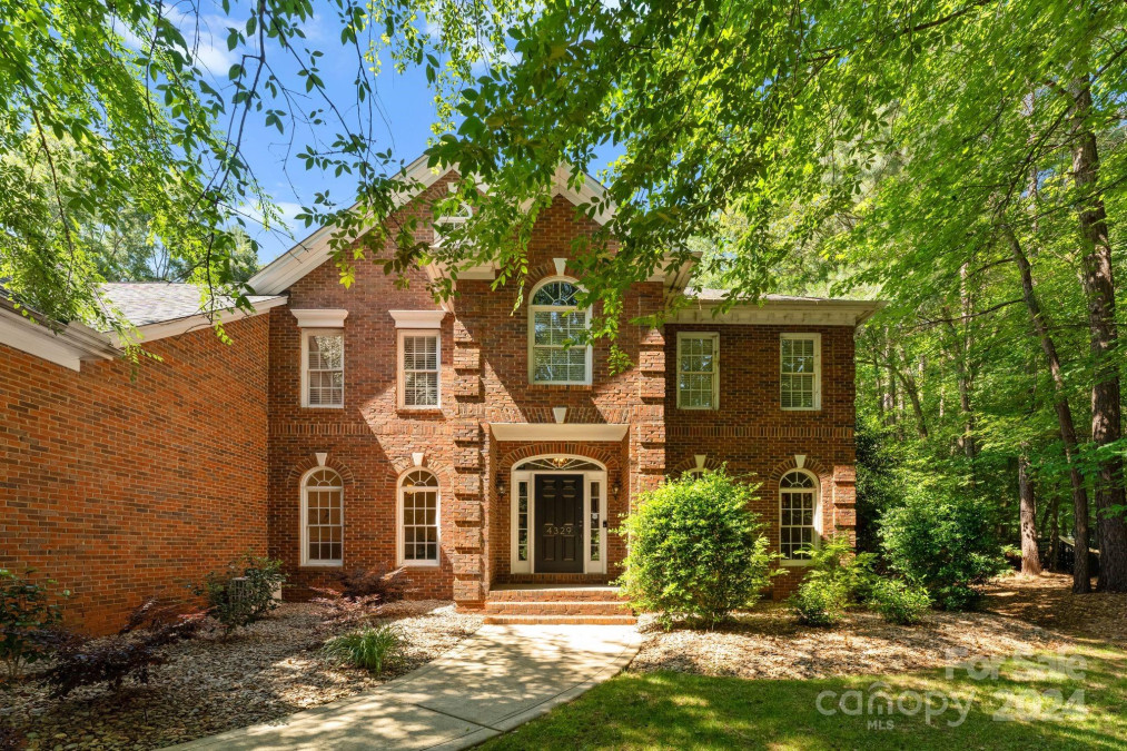 4329 Tranquillity Dr Charlotte, NC 28216