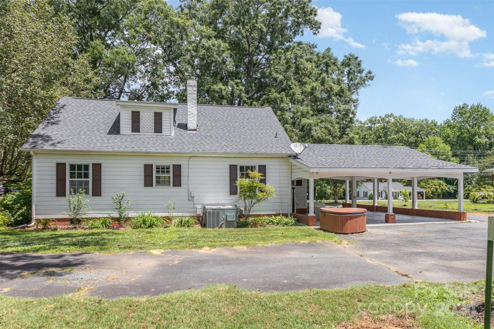 5845 Wilgrove Mint Hill Rd Mint Hill, NC 28227