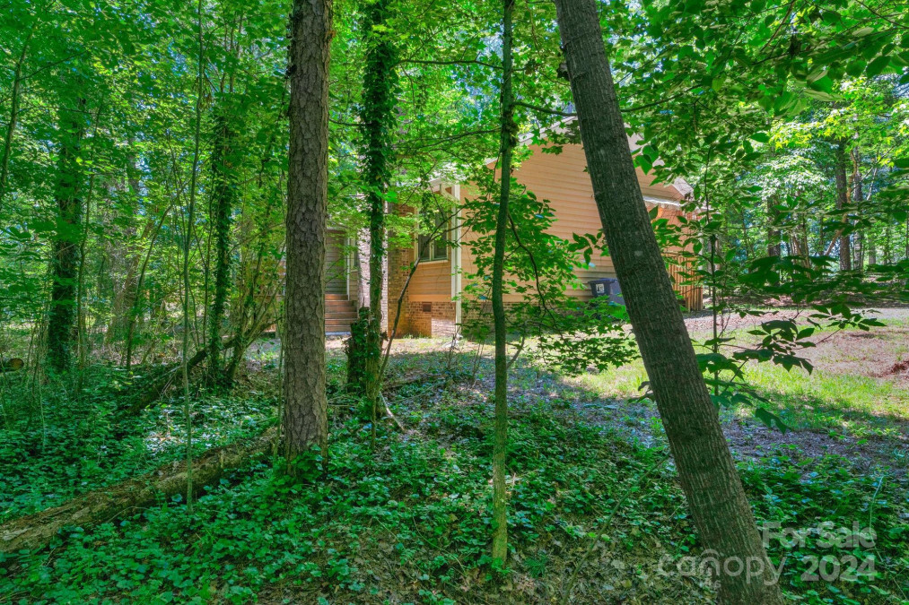 5917 Indian Brook Dr Matthews, NC 28104