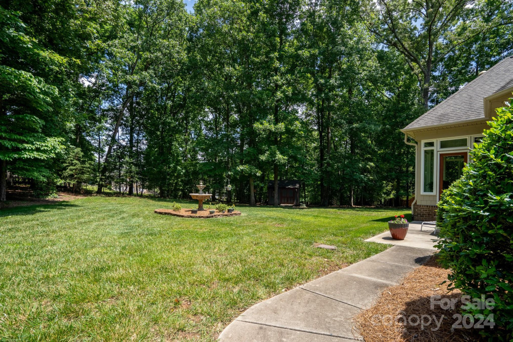 119 Barton Pl Mooresville, NC 28117