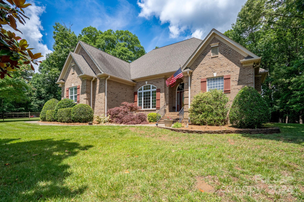 119 Barton Pl Mooresville, NC 28117