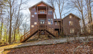 390 Highpoint Dr Scaly Mountain, NC 28775