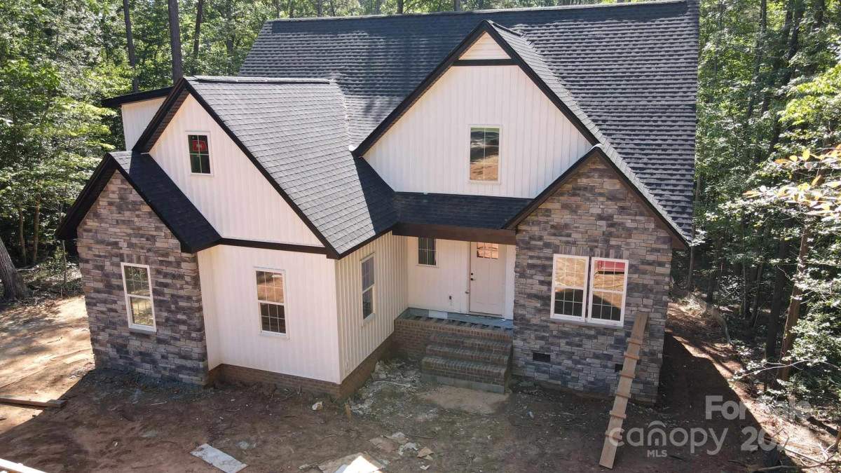 248 Pioneer Dr Mount Gilead, NC 27306