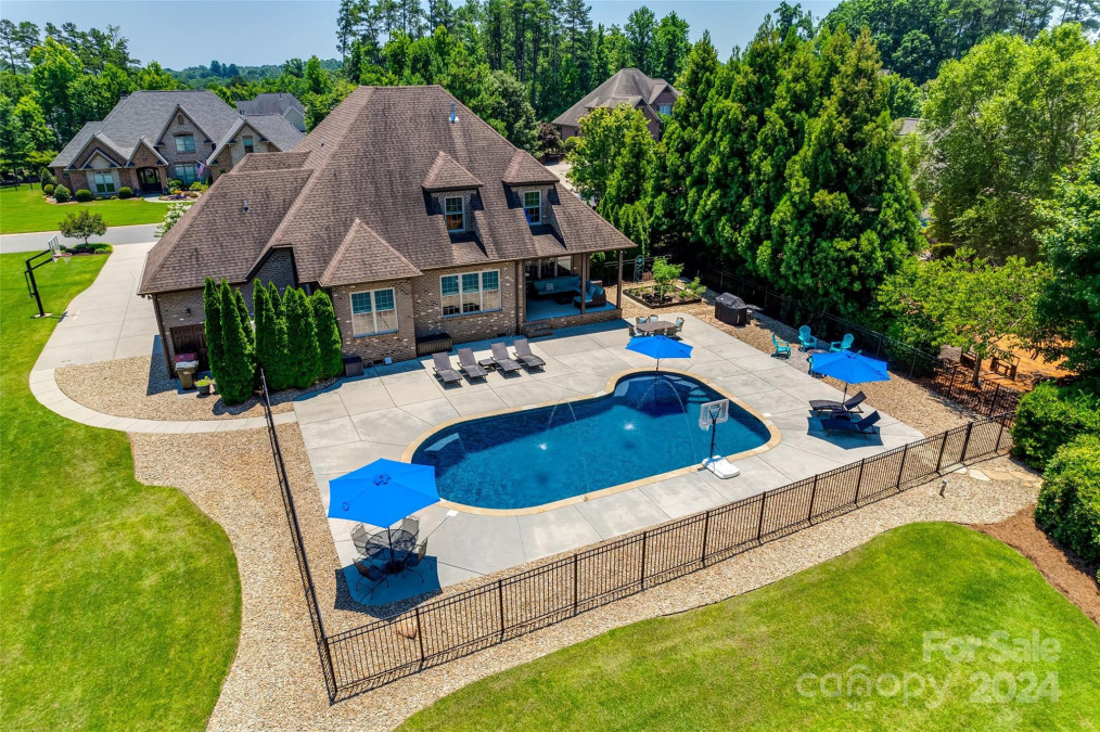 569 Medora Ln Fort Mill, SC 29708