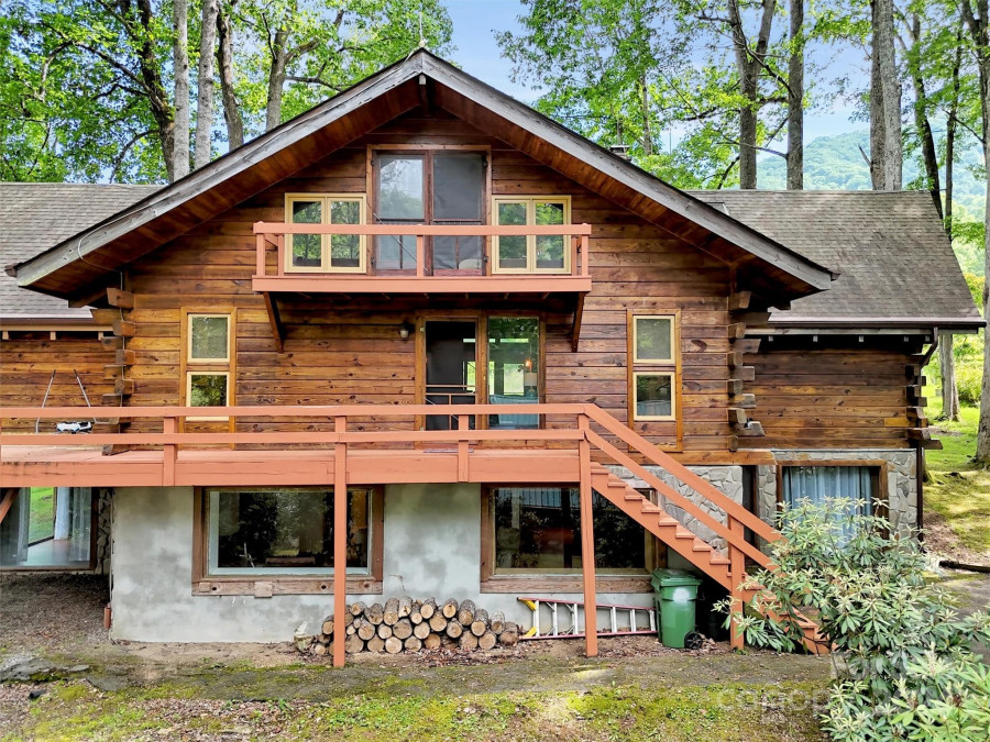 770 Shelton Cove Rd Waynesville, NC 28785