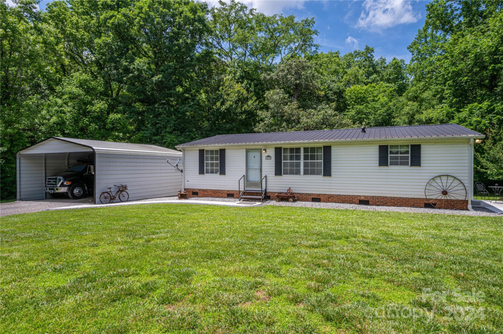 1219 Neely Smith Ln Gastonia, NC 28056