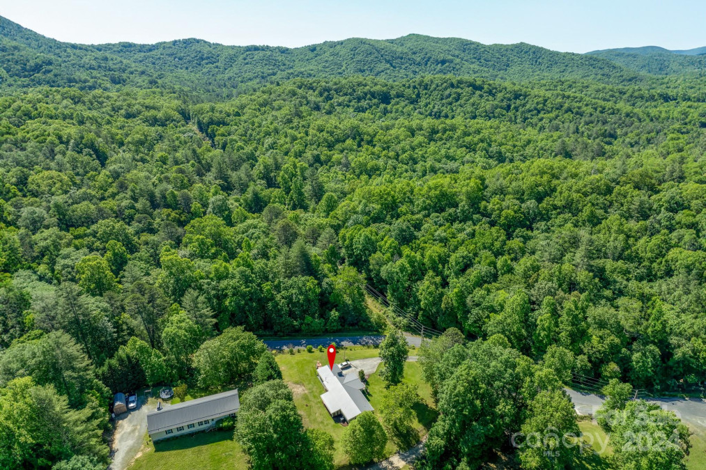 625 Carson Creek Rd Brevard, NC 28712