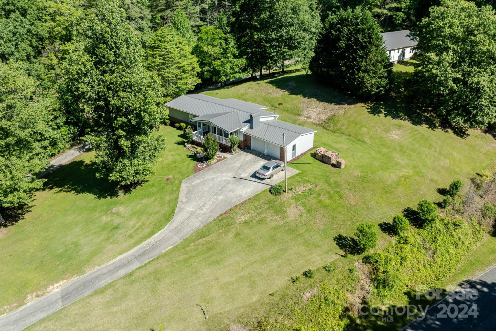 625 Carson Creek Rd Brevard, NC 28712