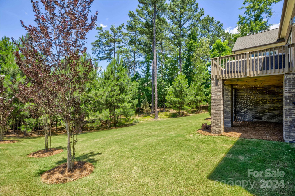 13214 Coyote Creek Ct Charlotte, NC 28278