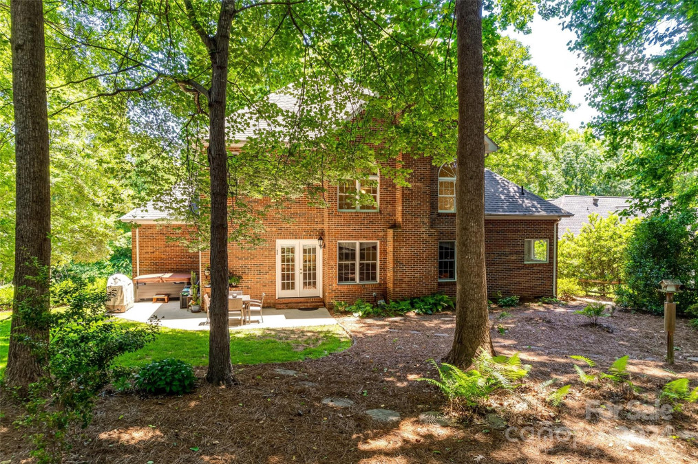 215 Ballard Ct Fort Mill, SC 29715