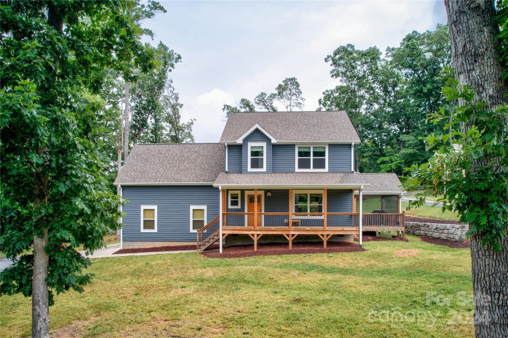 137 Ivey Farms Rd Candler, NC 28715