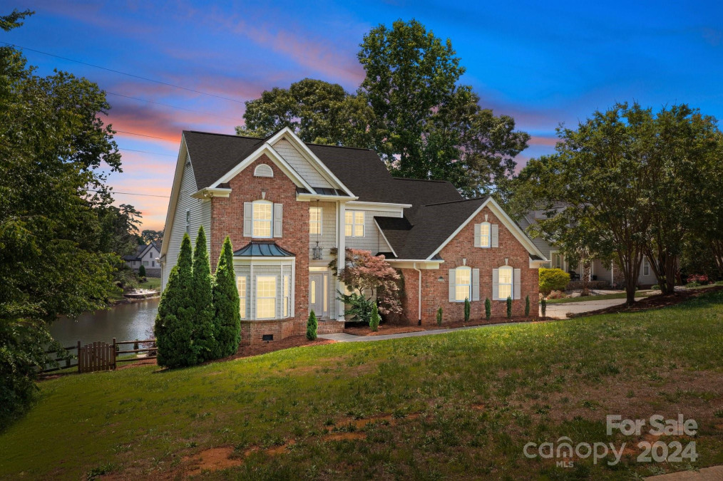 115 Mariner Pointe Ln Mooresville, NC 28117