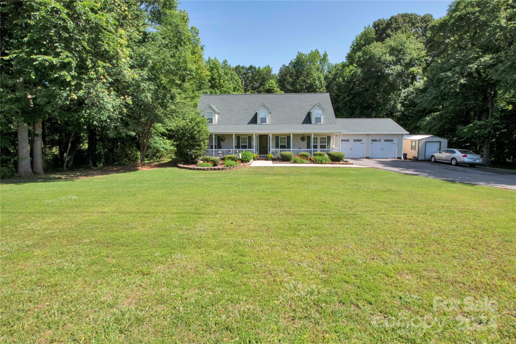 2146 Lawrence Rd Clover, SC 29710