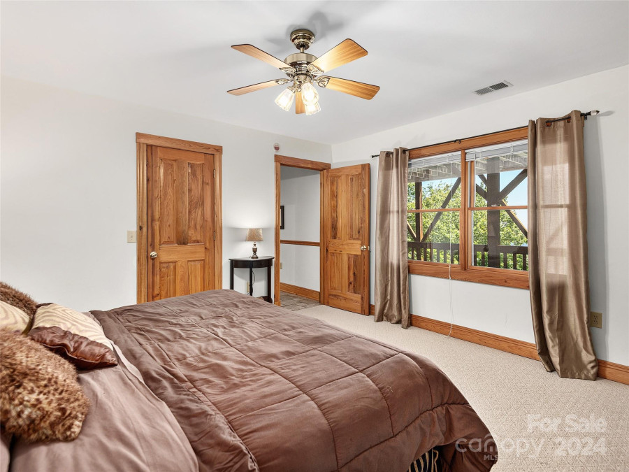 505 Middle Top Loop Maggie Valley, NC 28751