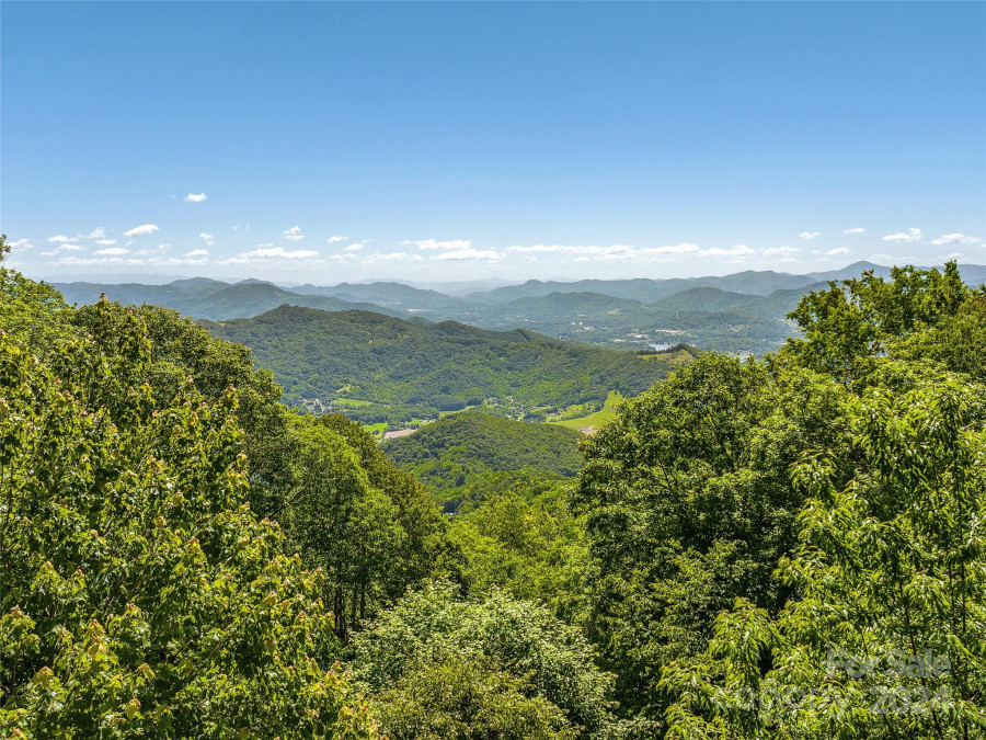 505 Middle Top Loop Maggie Valley, NC 28751