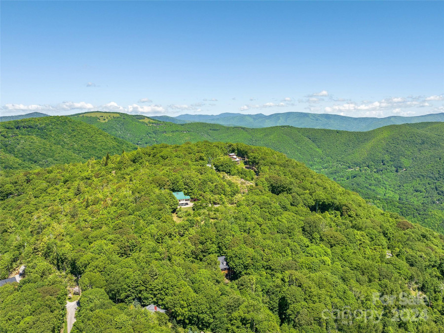 505 Middle Top Loop Maggie Valley, NC 28751