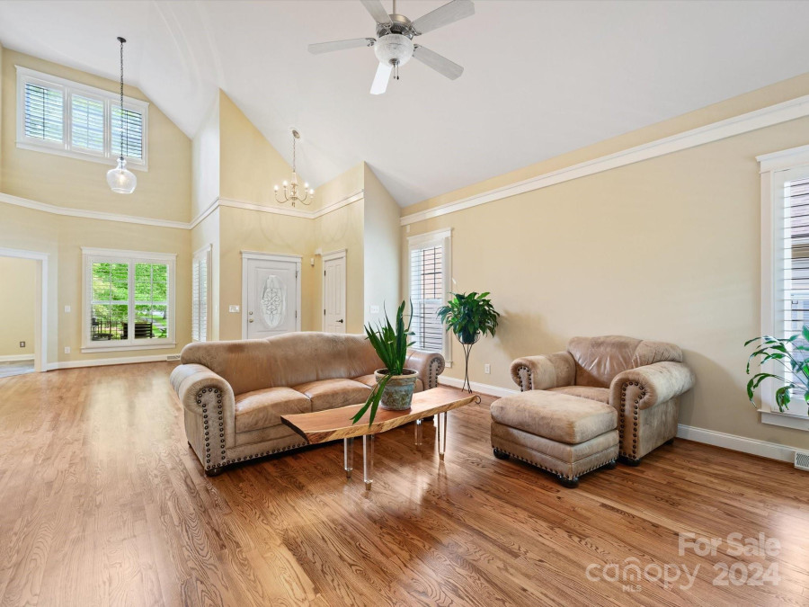 1177 Windsong Bay Ln Tega Cay, SC 29708