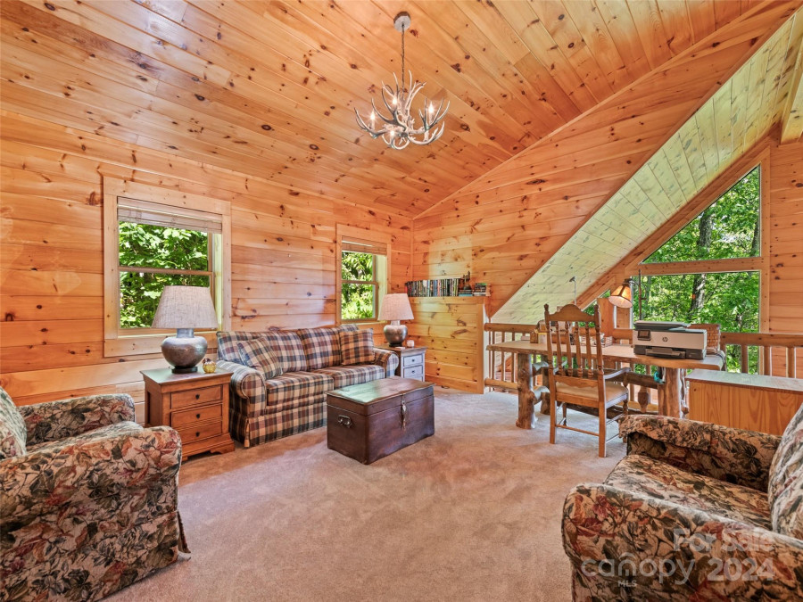 83 Sedi Trl Maggie Valley, NC 28751