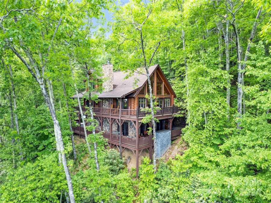 83 Sedi Trl Maggie Valley, NC 28751