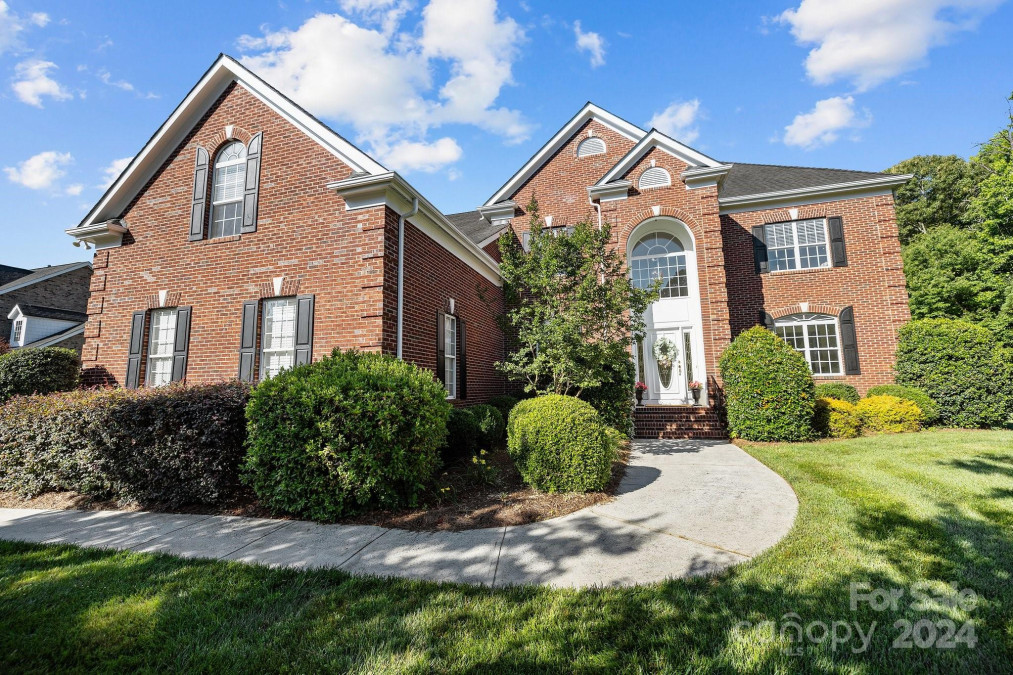 414 Castlestone Ln Matthews, NC 28104