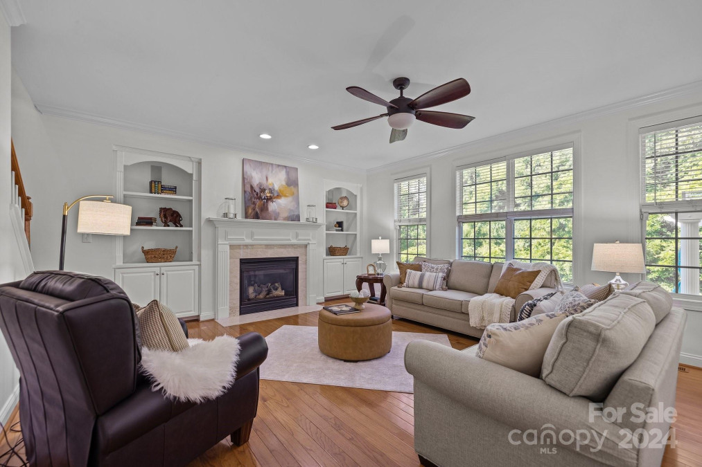 414 Castlestone Ln Matthews, NC 28104