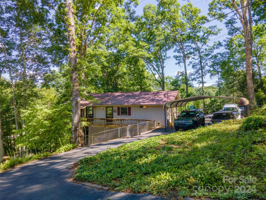 278 Misty Mountain Rd Franklin, NC 28734