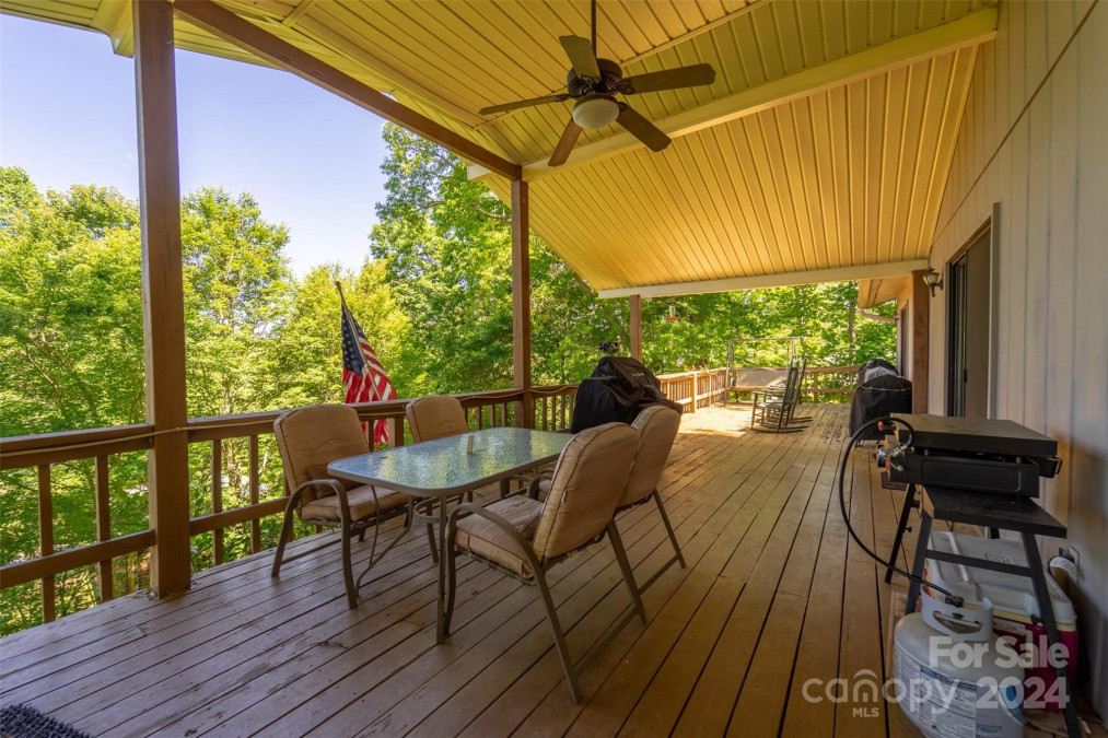 278 Misty Mountain Rd Franklin, NC 28734