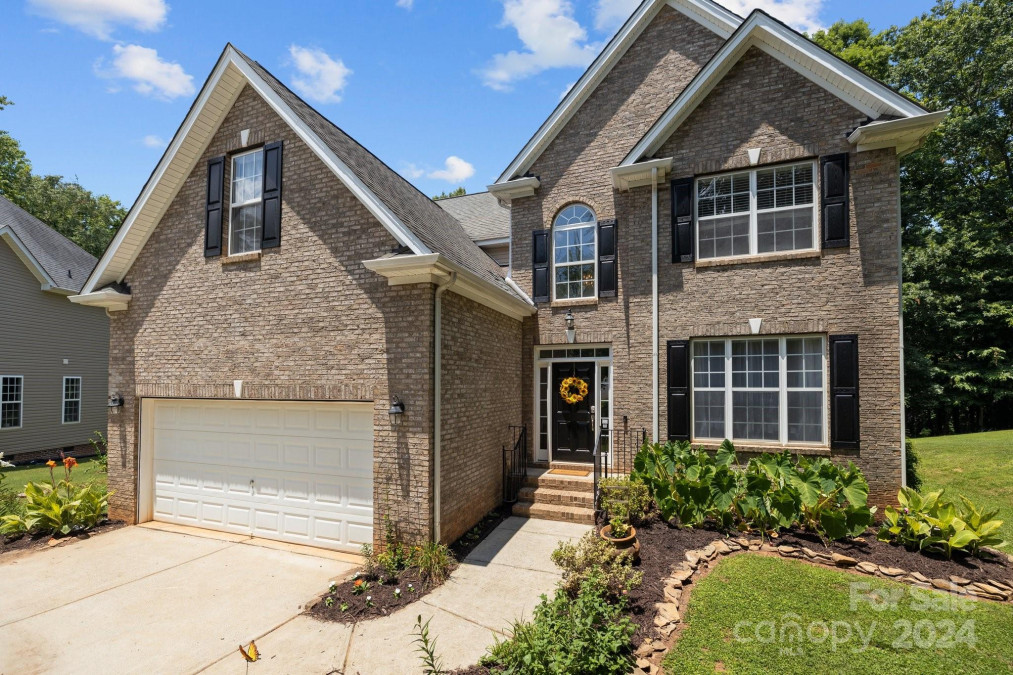 846 Lynnwood Farms Dr Fort Mill, SC 29715