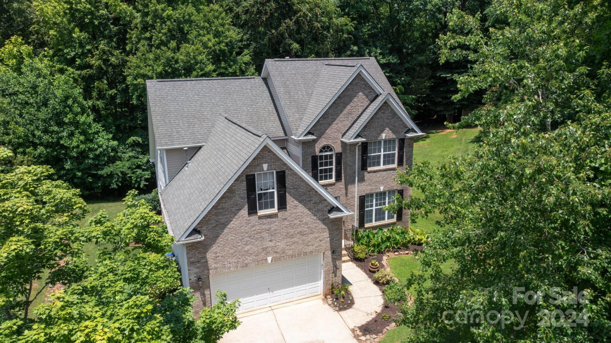 846 Lynnwood Farms Dr Fort Mill, SC 29715