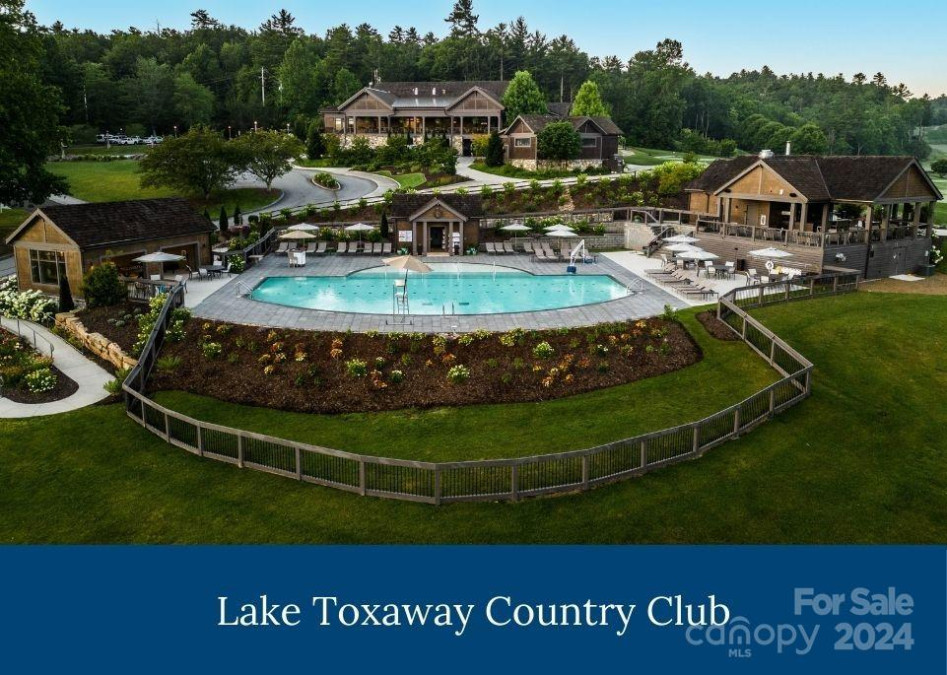 678 Hawk Mountain Rd Lake Toxaway, NC 28747