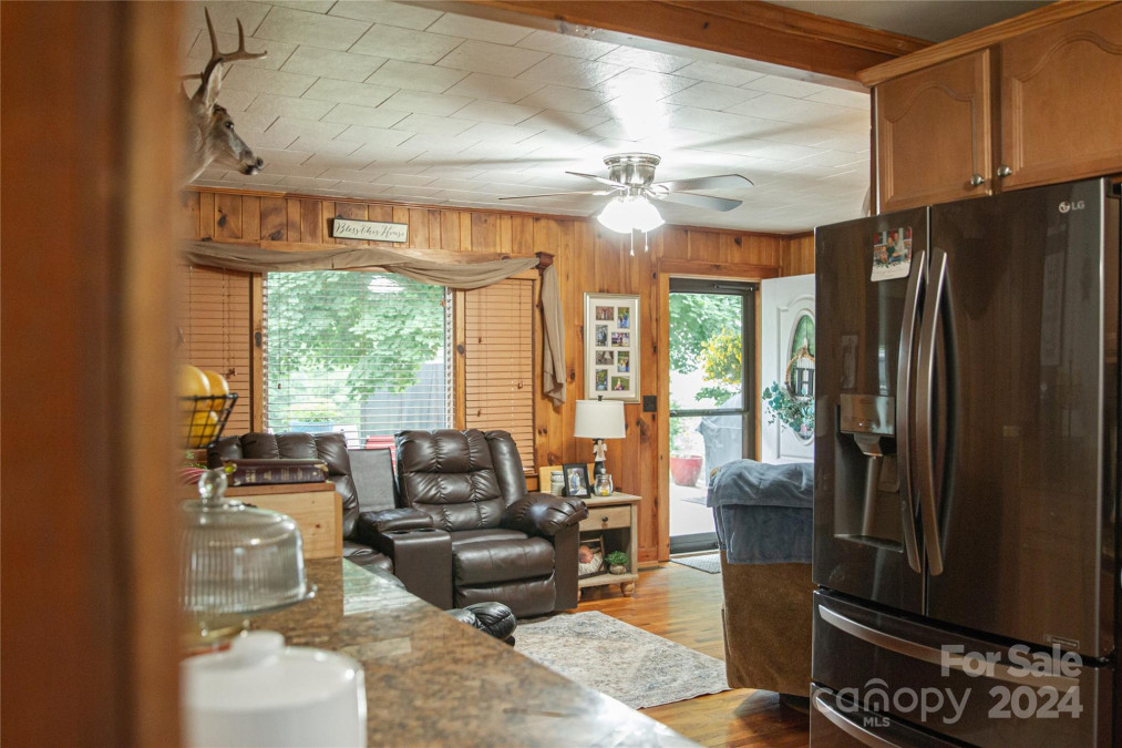 34 Vance Dr Spruce Pine, NC 28777