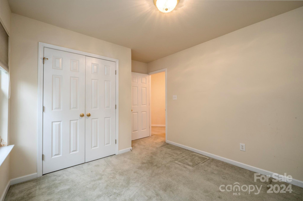 6318 Pink Dogwood Ln Charlotte, NC 28262