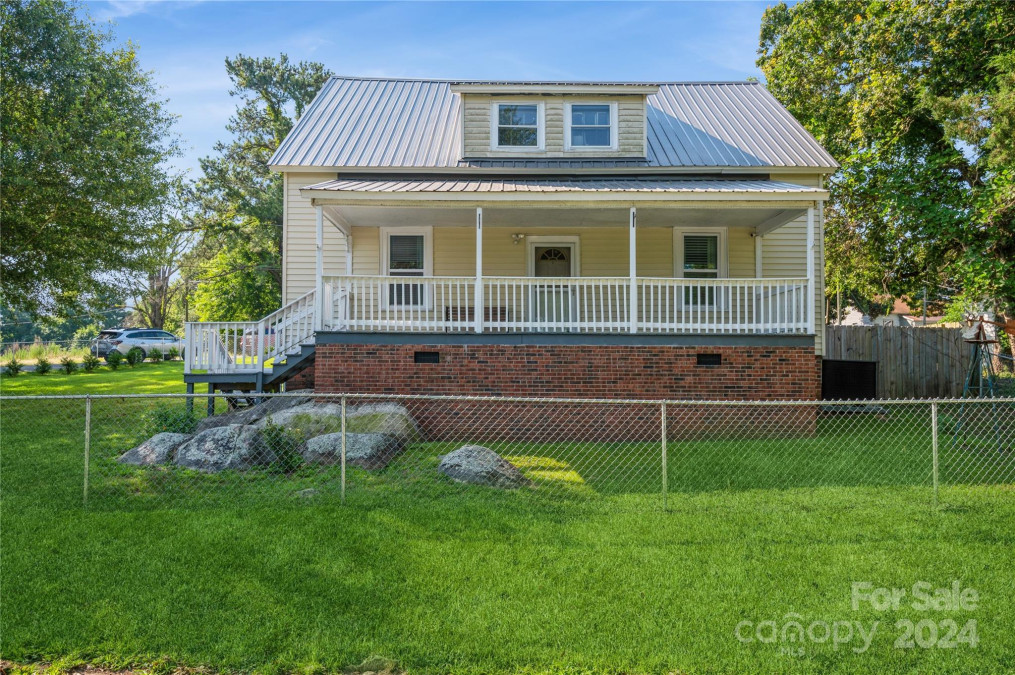 52 Circle St Great Falls, SC 29055