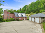 203 Bark Trl Waynesville, NC 28786