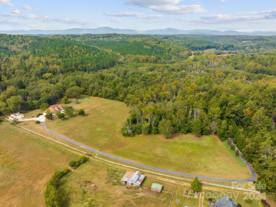 485 Willow Lakes Dr Rutherfordton, NC 28139
