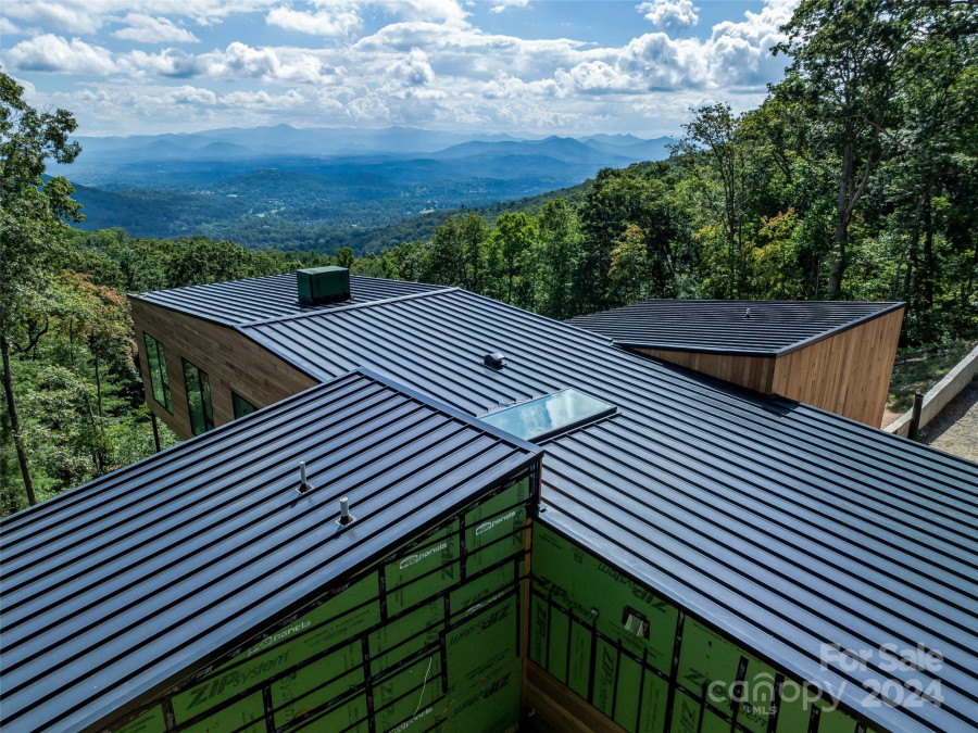 641 Elk Mountain Scenic Hw Asheville, NC 28804