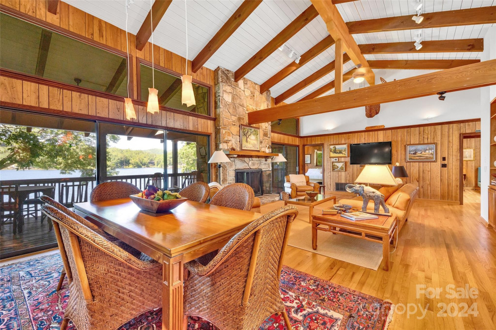 43 Chimney Point Lake Toxaway, NC 28747