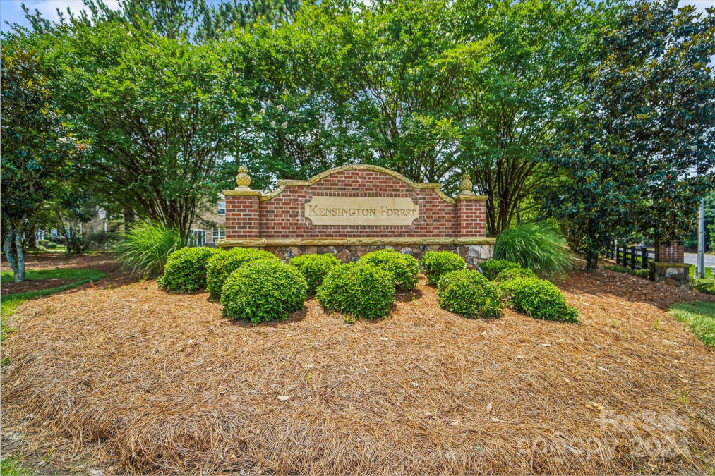 4304 Abernathy Pl Harrisburg, NC 28075