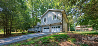 14 Wildwood Ln Fletcher, NC 28732