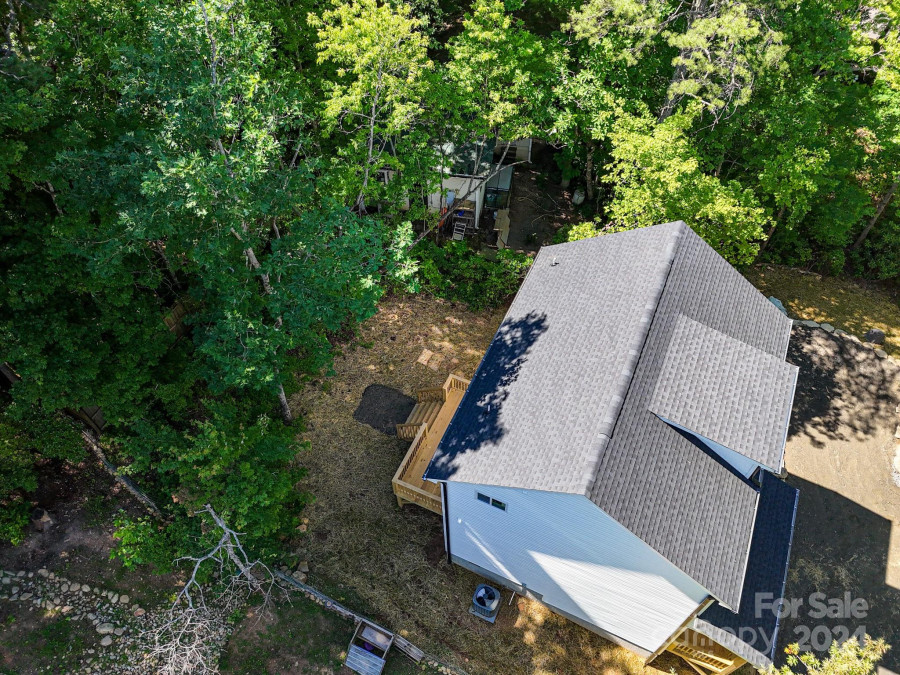 143 Buckner Rd Black Mountain, NC 28711