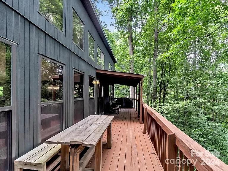 254 Tillman Rd Lake Junaluska, NC 28745