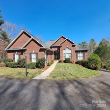 205 Oak Dale Ln Morganton, NC 28655